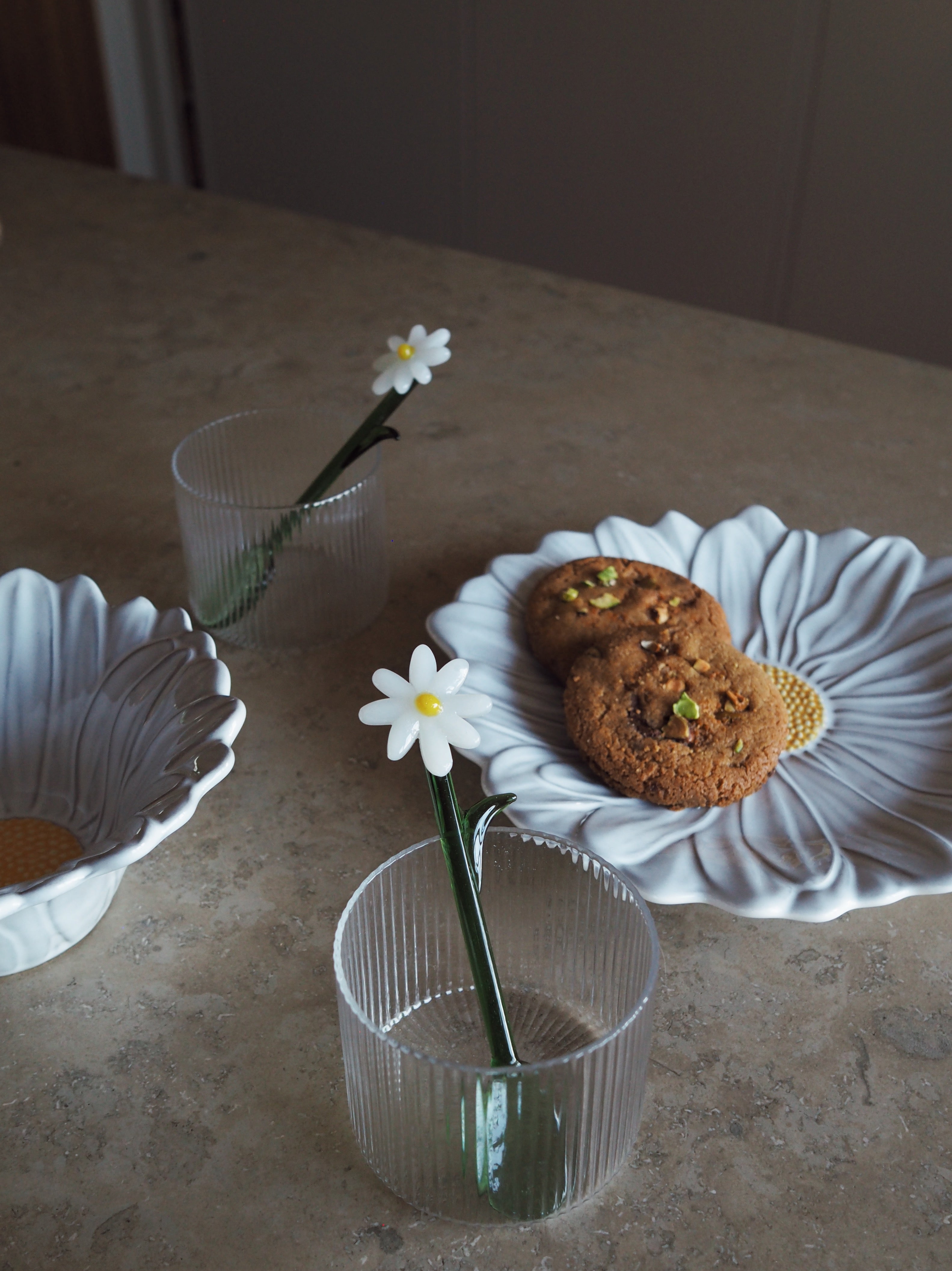 &Klevering Glass Spoon Flora Vit
