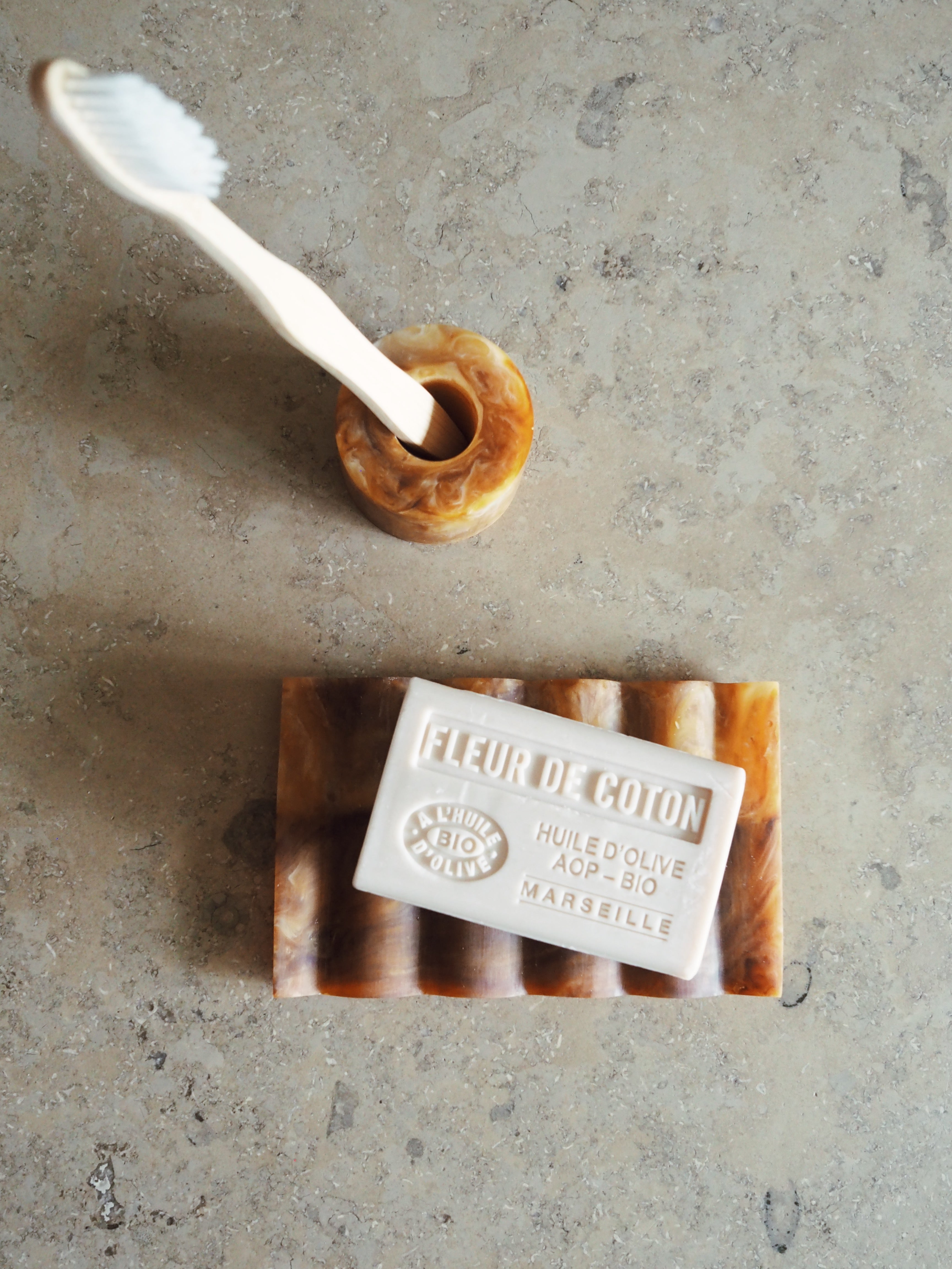 Ferm Living Mist Toothbrush Holder Single - Sugar Kelp