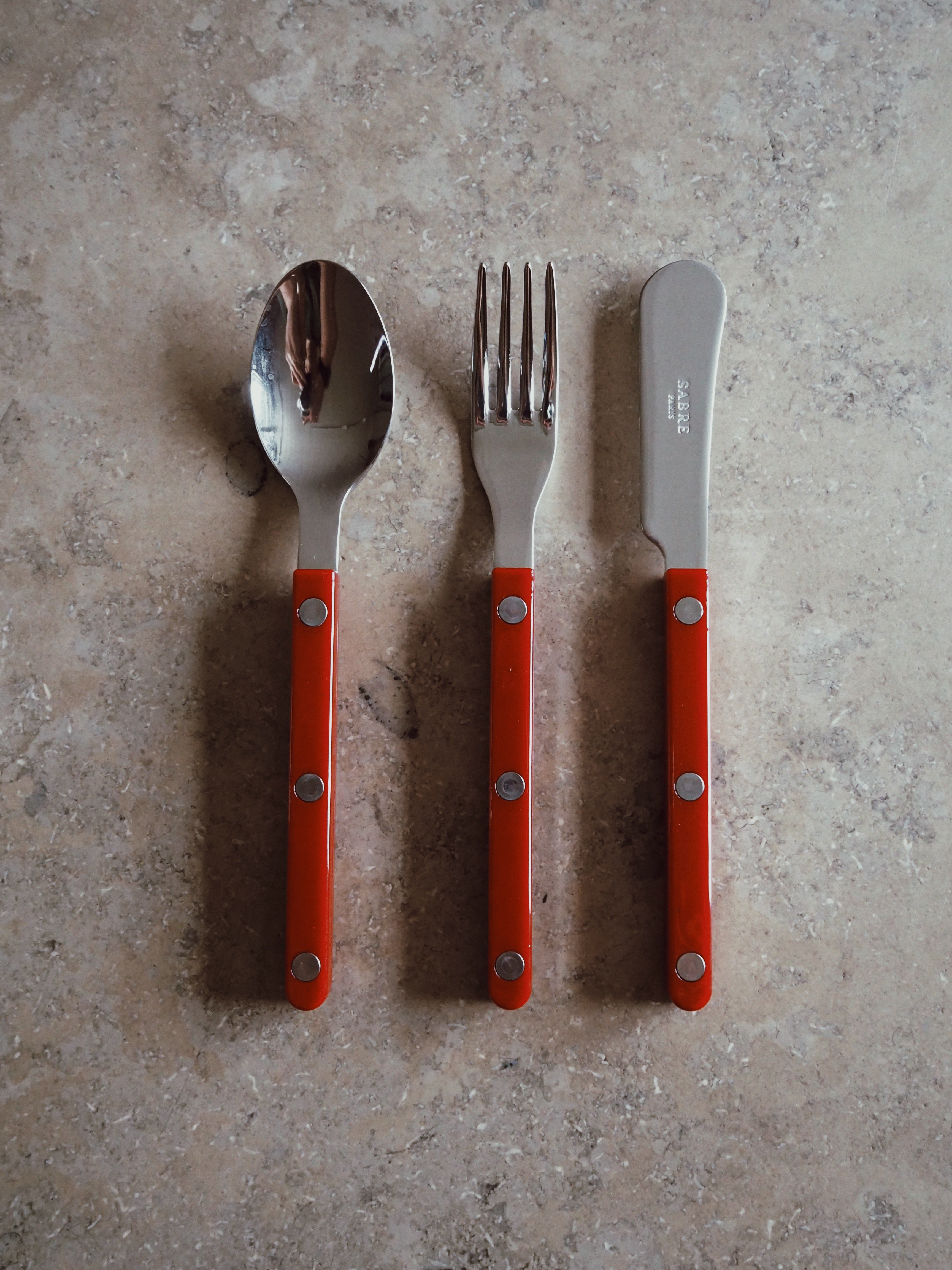 Sabre Bistro Påläggsgaffel Burgundy